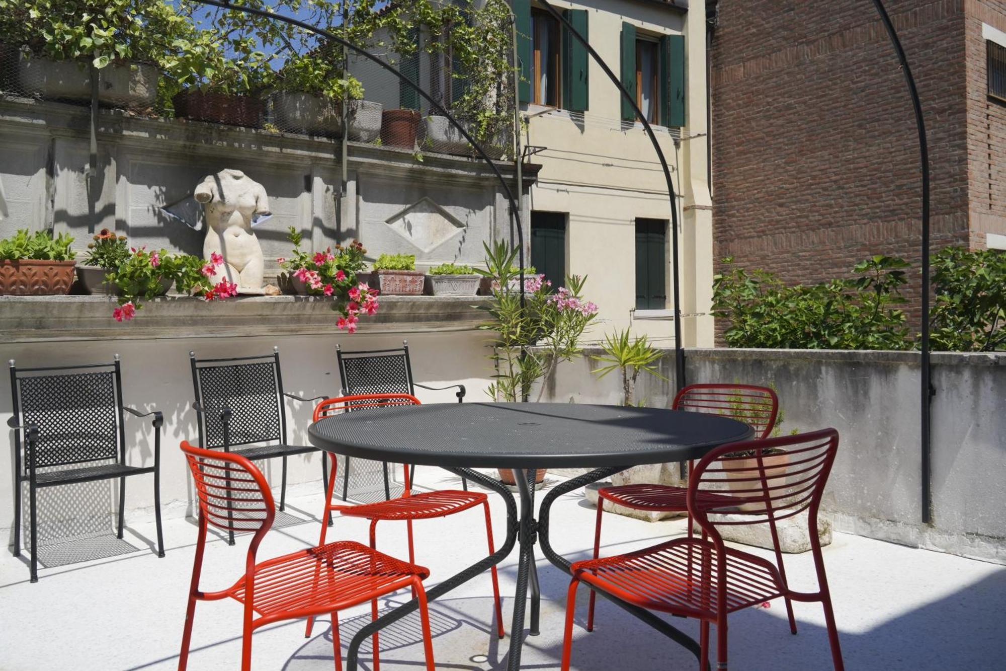 Family Apartment With Terrace Benátky Exteriér fotografie